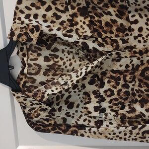 Long sleeved animal print